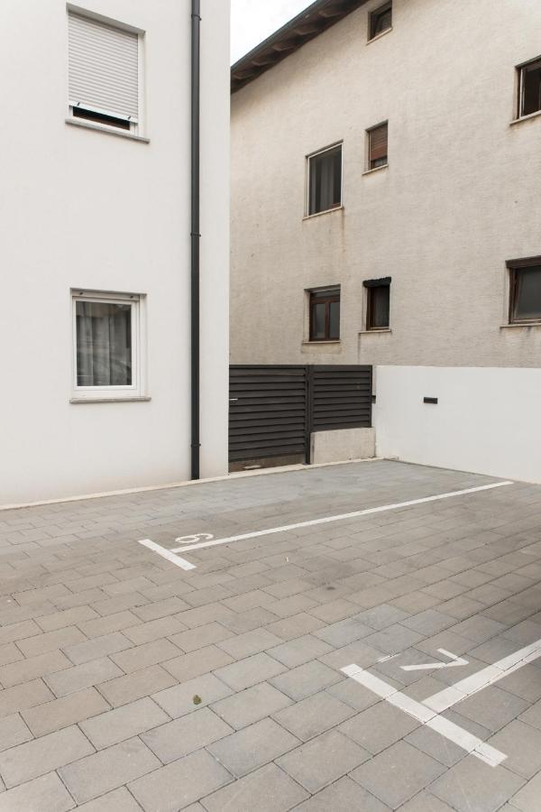Apartment Zara - Luxury Apartment With Private Pool المظهر الخارجي الصورة
